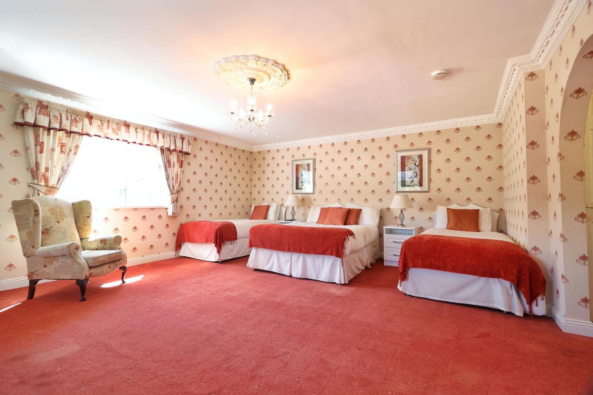 Meadowside B&B บันโคลดี ภายนอก รูปภาพ