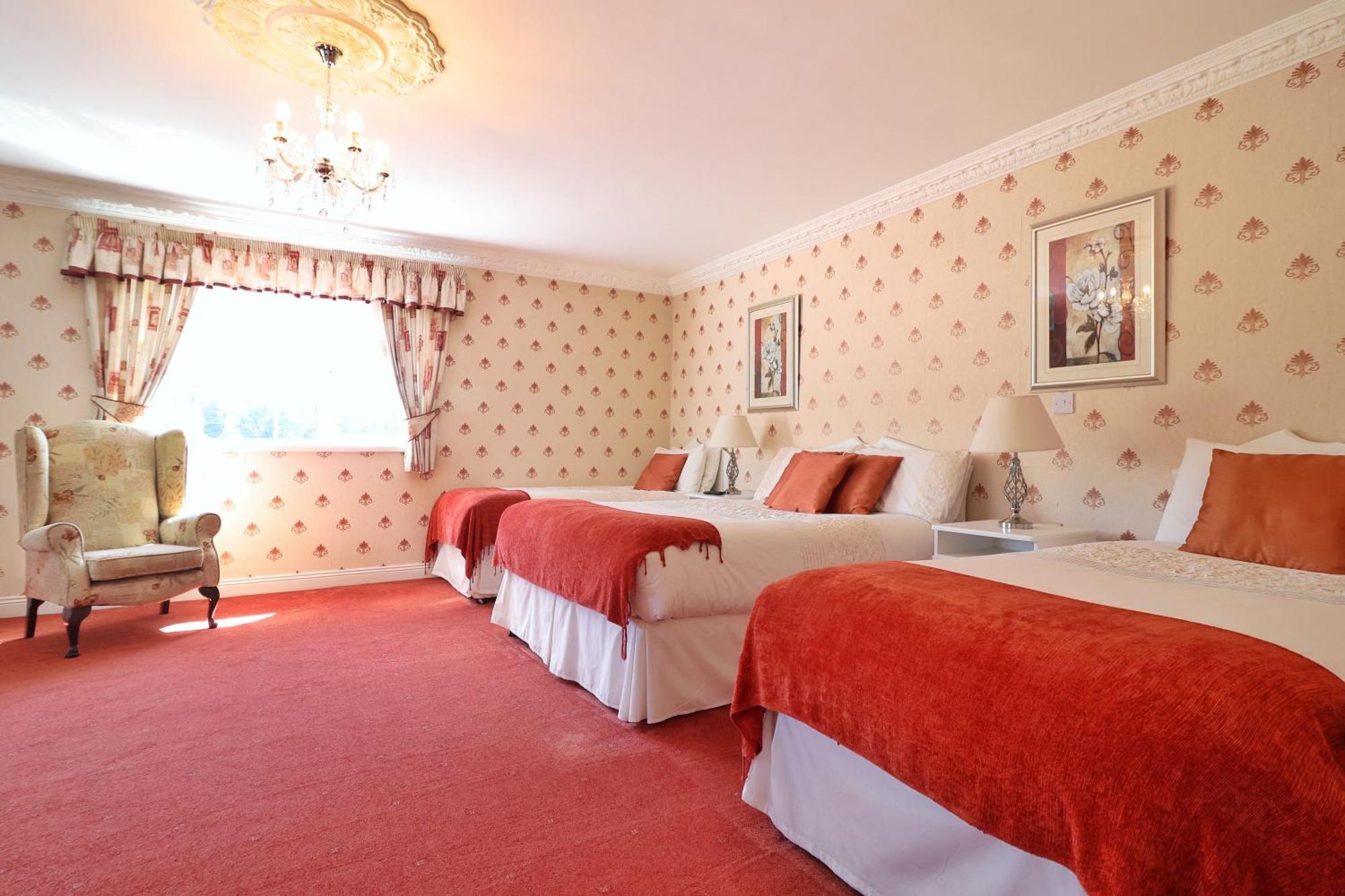 Meadowside B&B บันโคลดี ภายนอก รูปภาพ